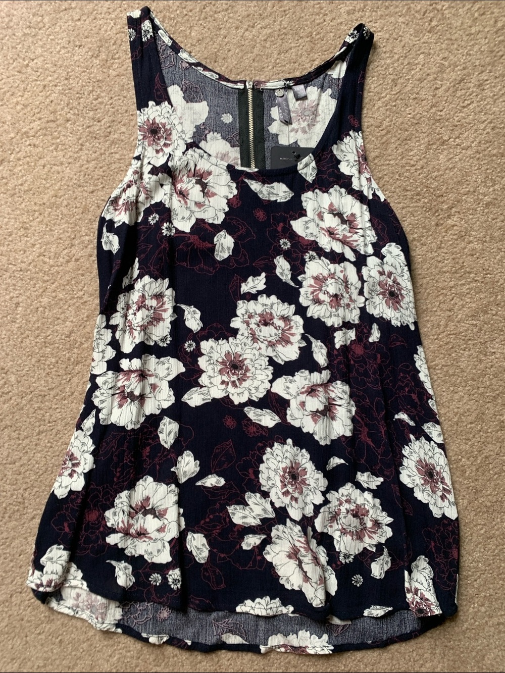 Floral Sleeveless Tank Top - Navy with White Blossoms